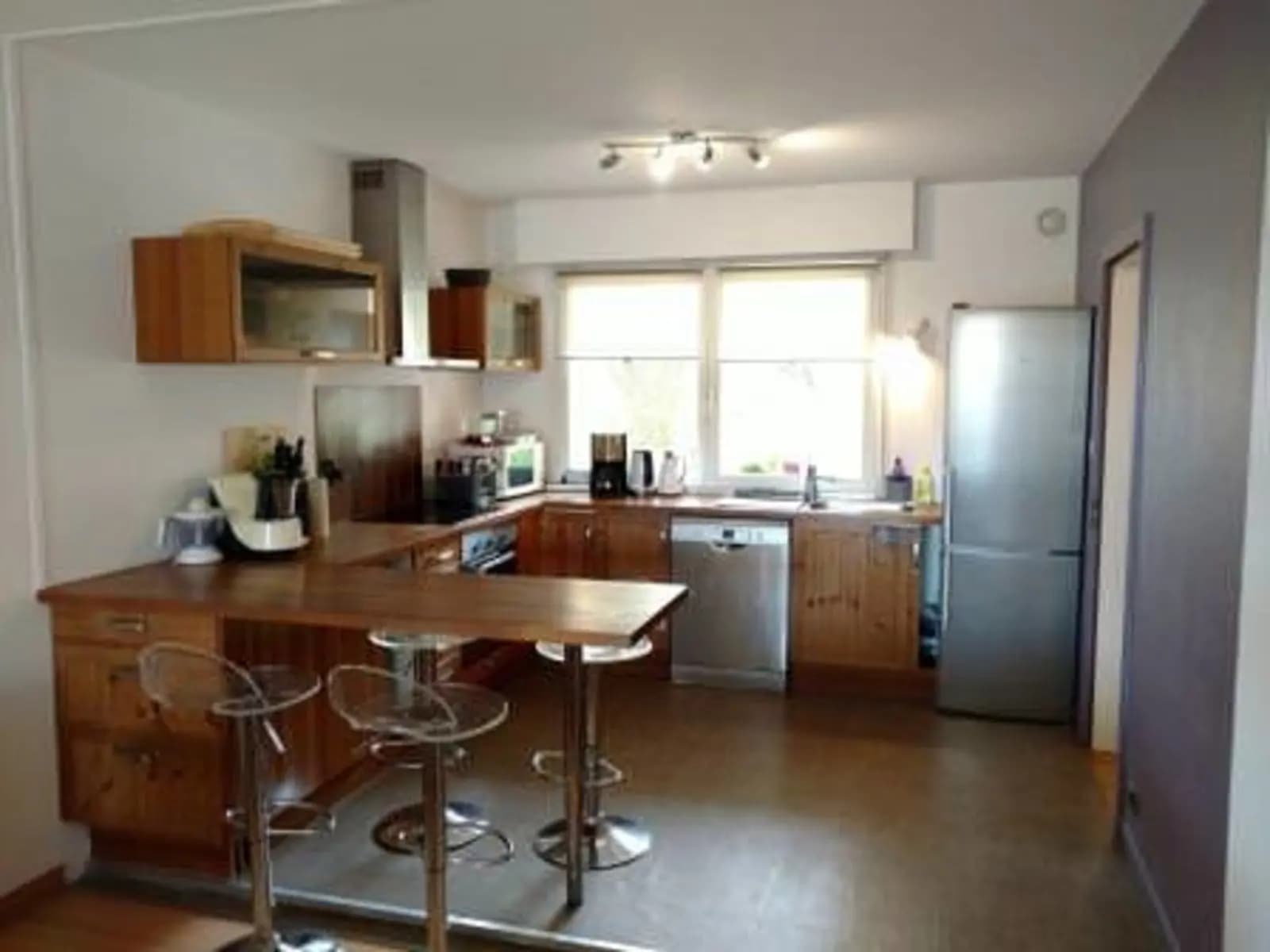 Comedor en La acogedora casa de Roger, un verdadero nido acogedor. - 1