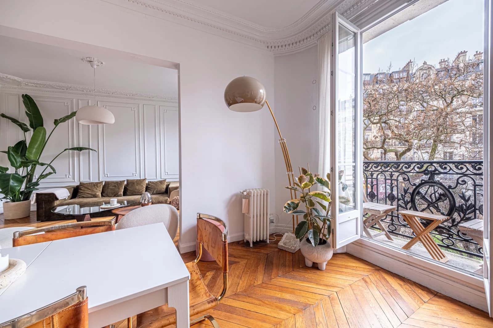 Espace Haussmannien avec vue sur square arboré - 4