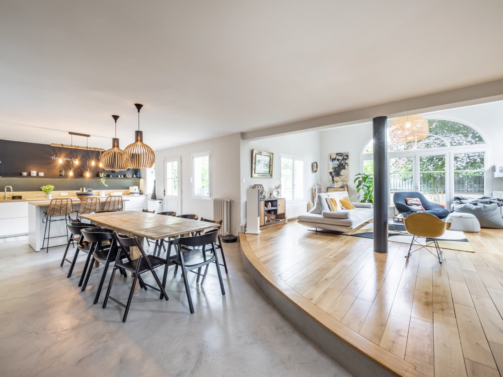 Meeting room in Magnificent bright house in Colombes - 1