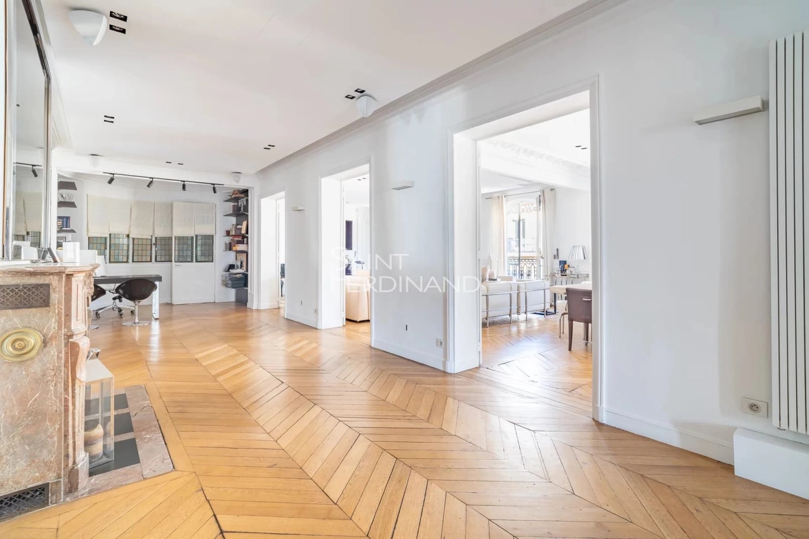 Space Haussmannian apartment near Monceau - 4