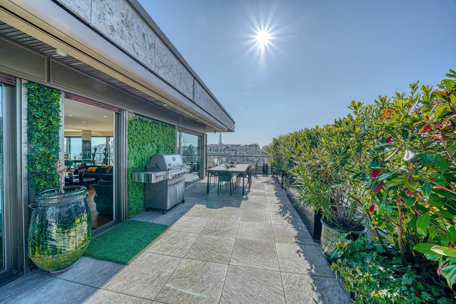 Space Incredible Rooftop Avenue Foch - 5