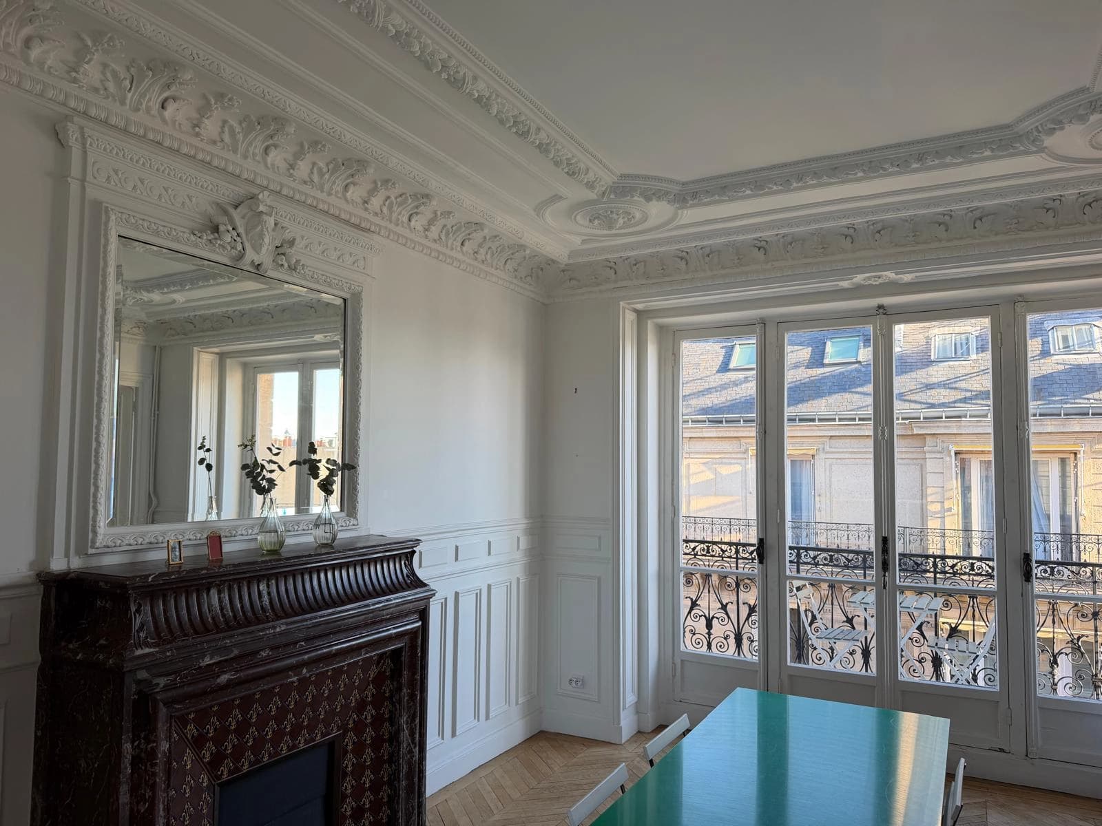 Space Elegant Haussmannian apartment in the 16th arrondissement - 2