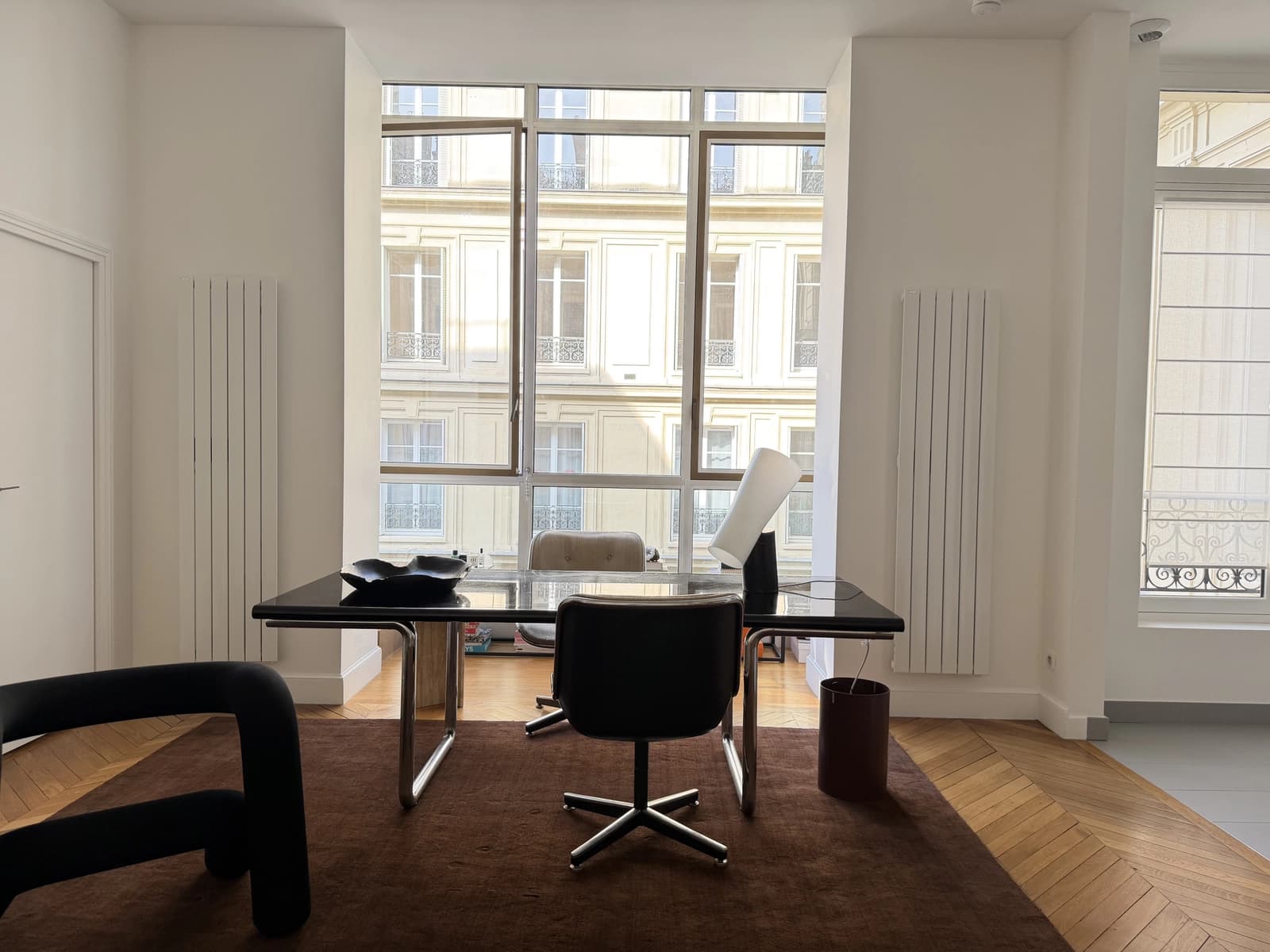 Espace Logement esprit galerie d'art sous une belle verrière - 5