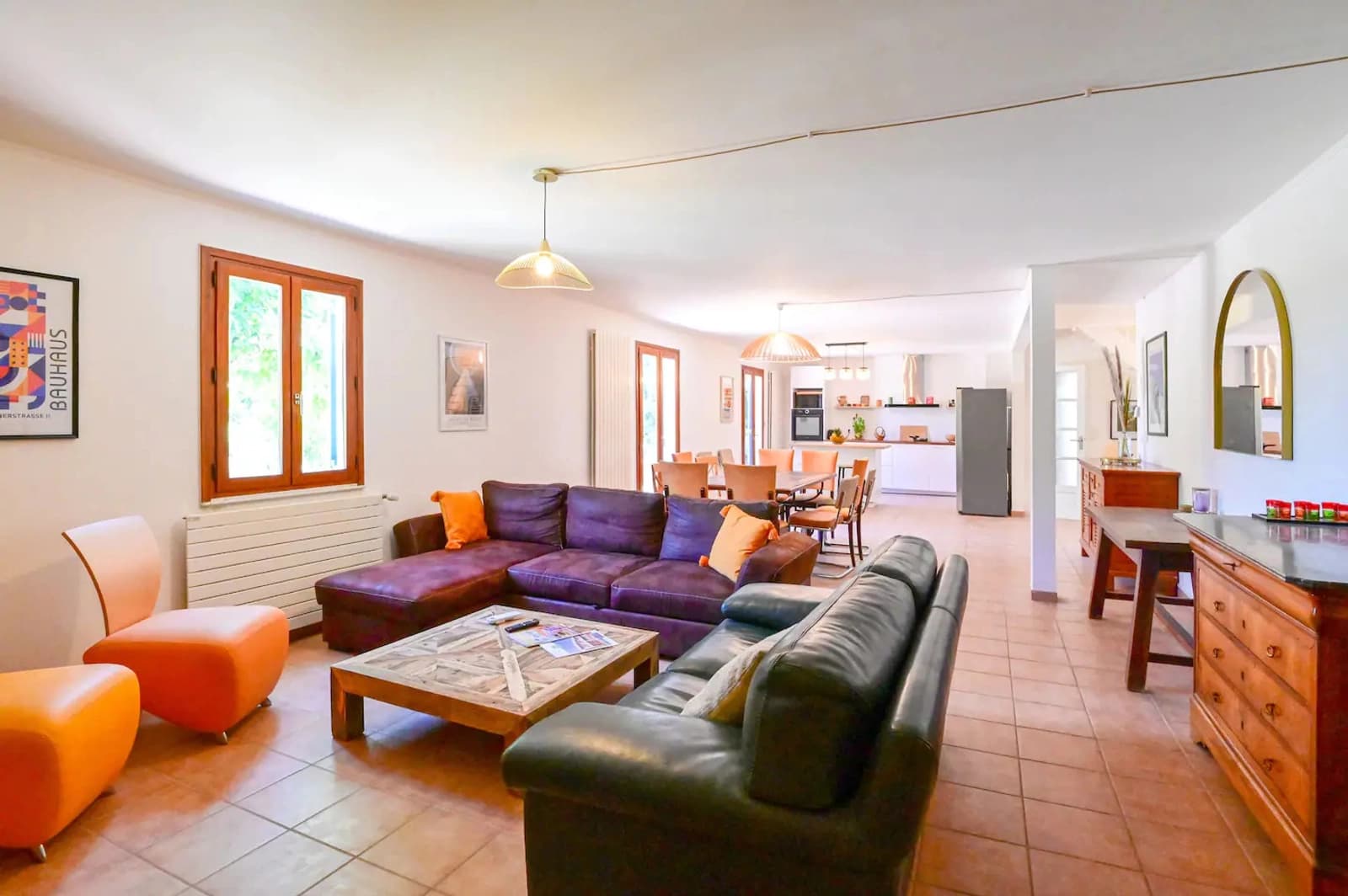 Sala en Un entorno verde provenzal y su piscina olímpica - 1