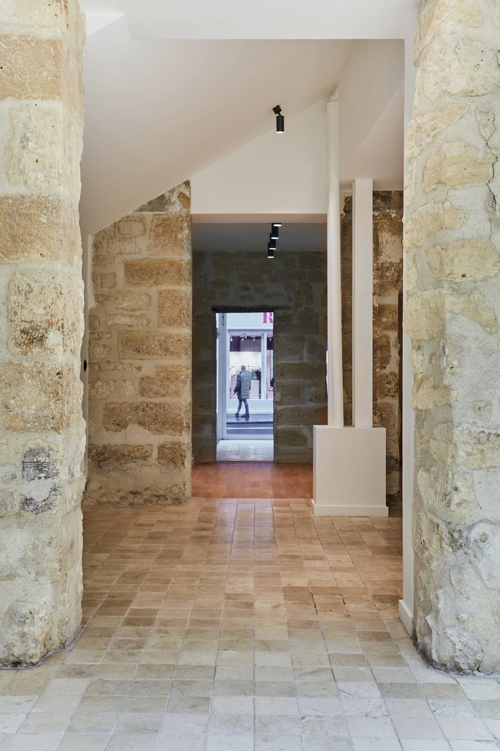 Espace Boutique au charme des pierres apparentes - 4