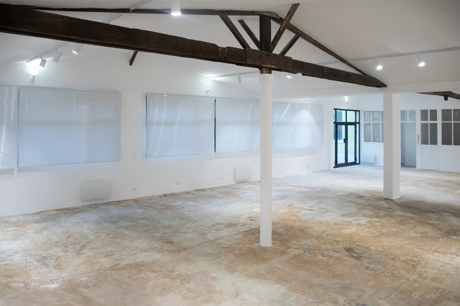 Espace Espace brut - 200m2 Open Space - 1
