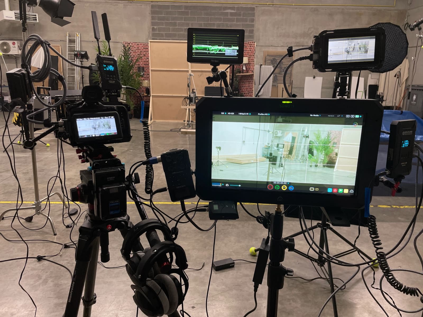 Living room in Shooting Studio Rental - 1