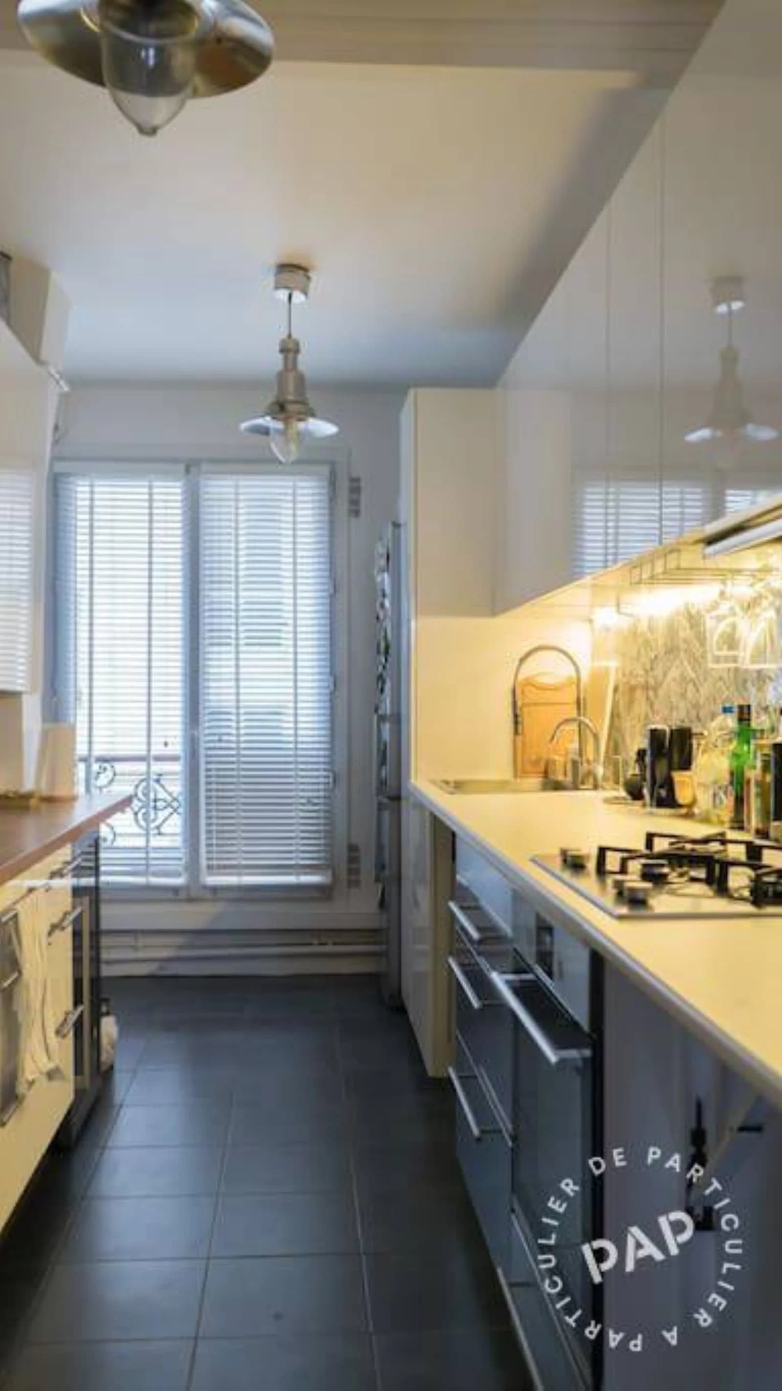 Espace 80m² Haussmann-Style Apartment with Direct View on Paris Metro – 19th Arrondissement, Place de Stalingrad - 2