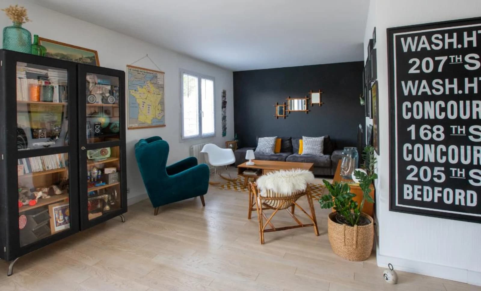 Living room in Vintage space just a stone's throw from La Rochelle - 1