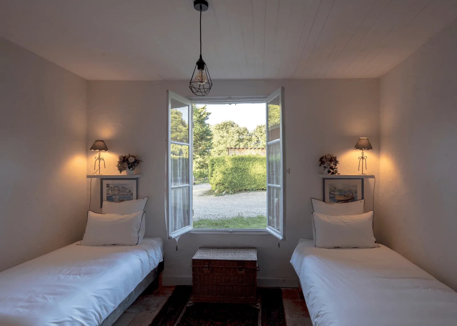 Space Chateau life in a thousand ways - 4