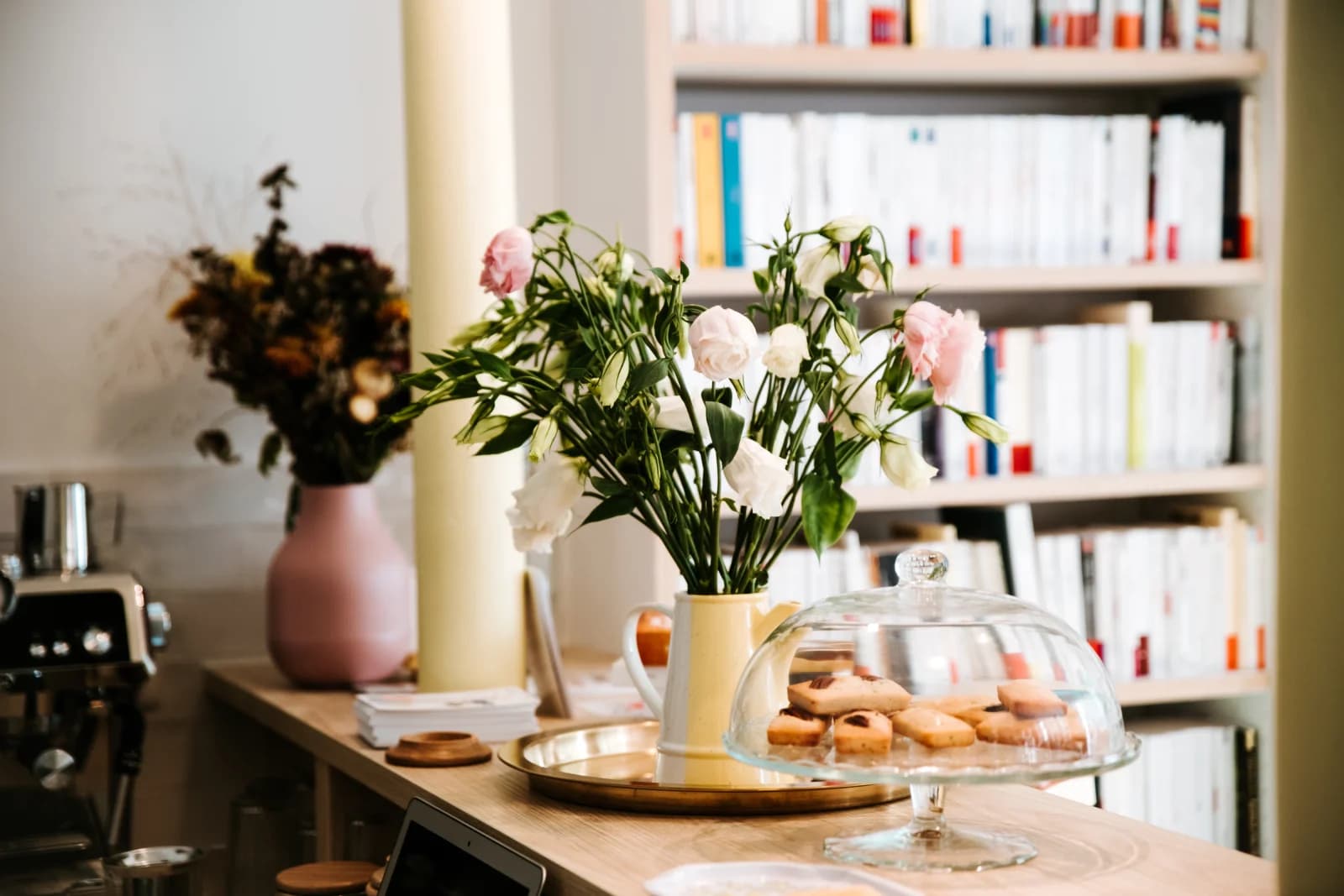Espace Librairie Salon de thé cosy en plein Paris - 4
