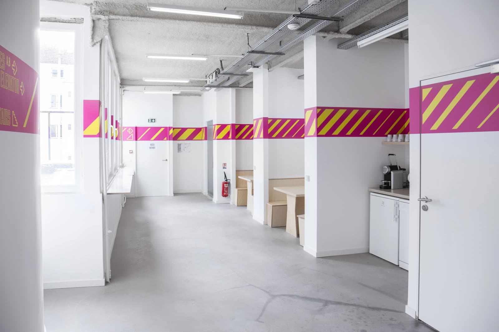 Space Large, bright studio in central Paris - 2