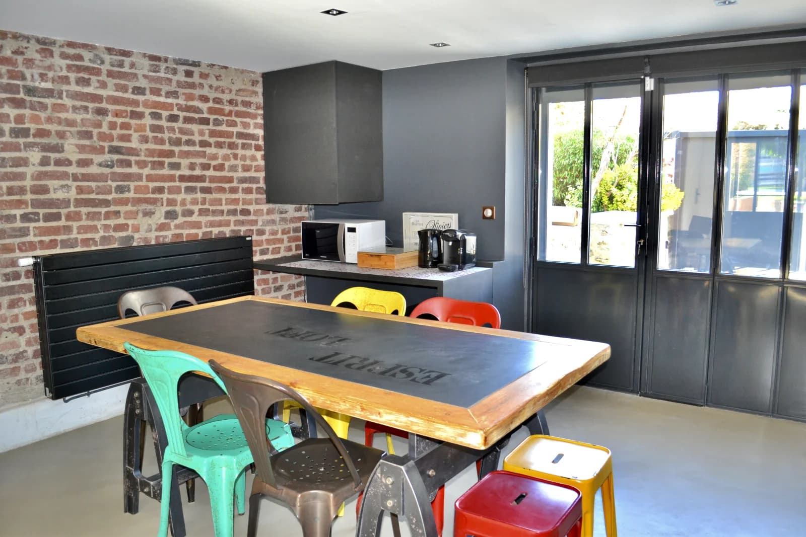Meeting room in Cosy, quiet location - Val d'Europe Chessy area - 1