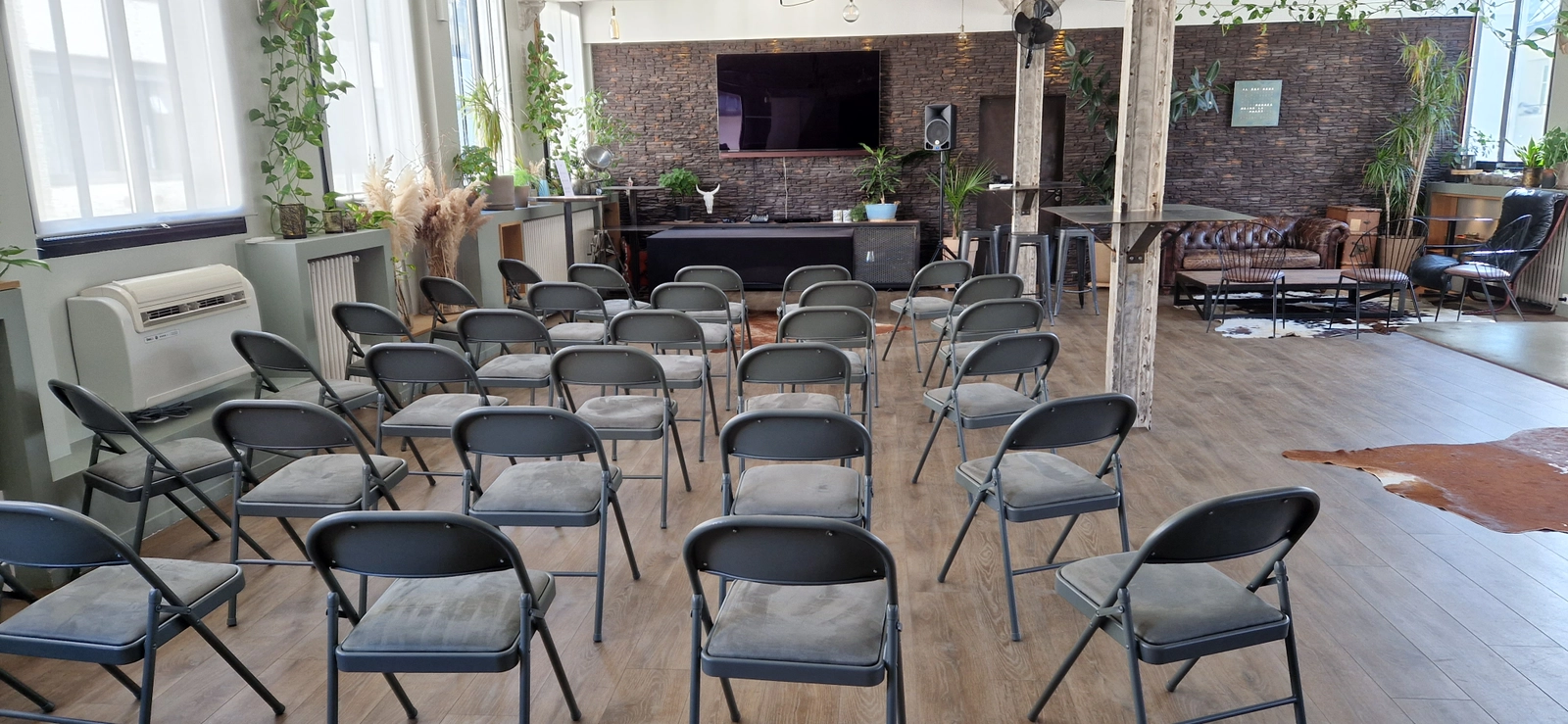 Espace L'Authentique Loft: cachet industriel et design unique - 4