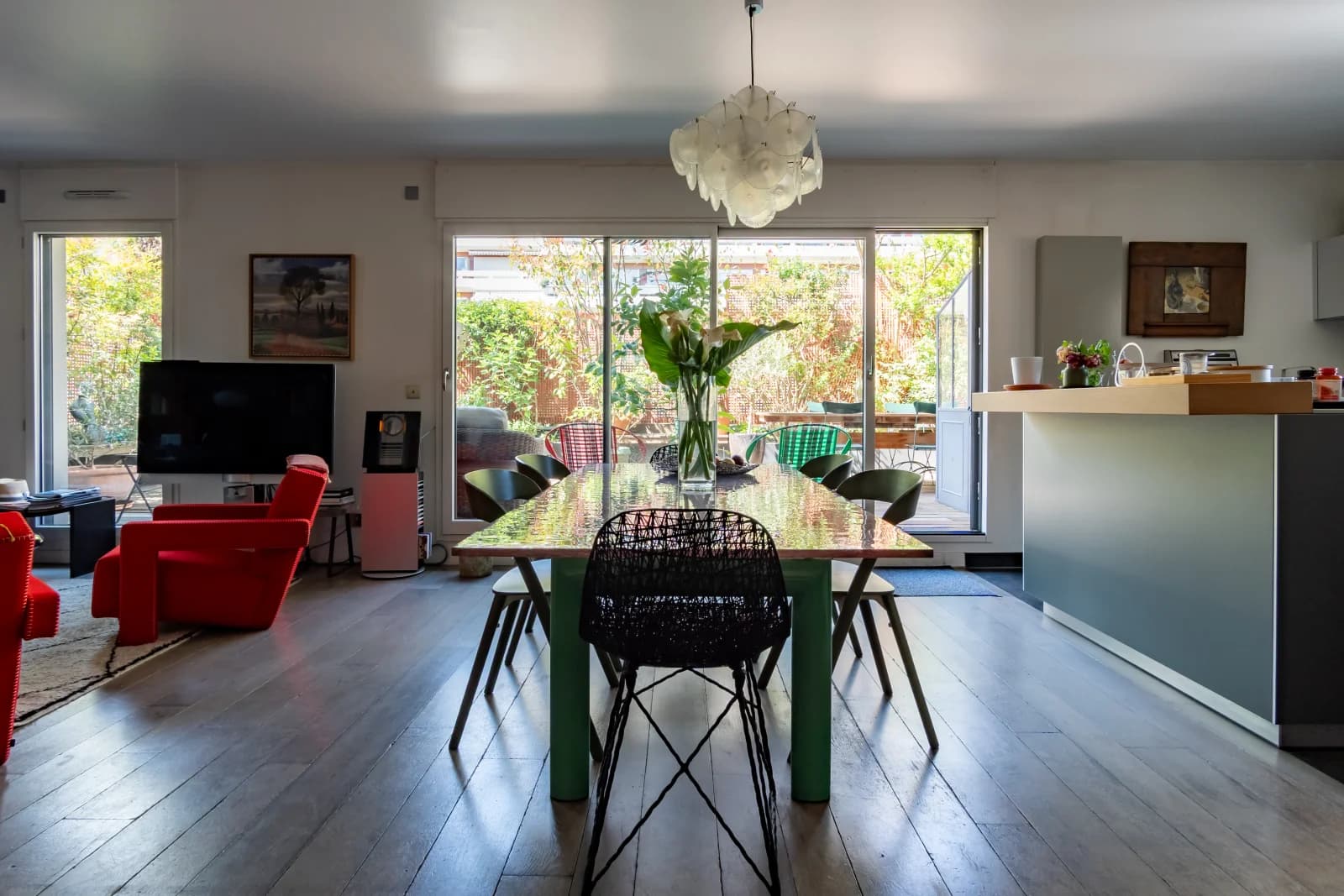 Espace Une belle terrasse arborée  au calme    - 4