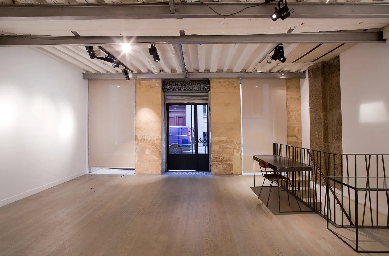 La Galerie de la Rue Saint Roch: un écrin d'art unique