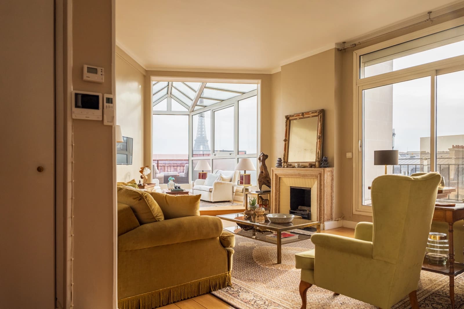 Space Stunning penthouse in Paris: view of the Eiffel Tower and 360° panorama - 5