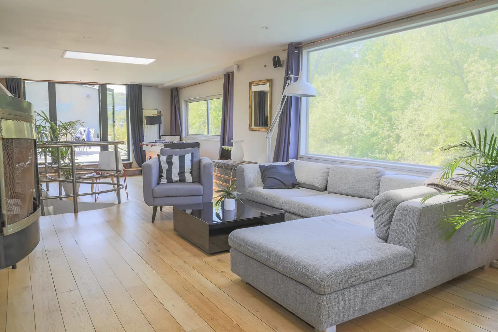 Living room in Design barge near Ile Saint Germain - 1