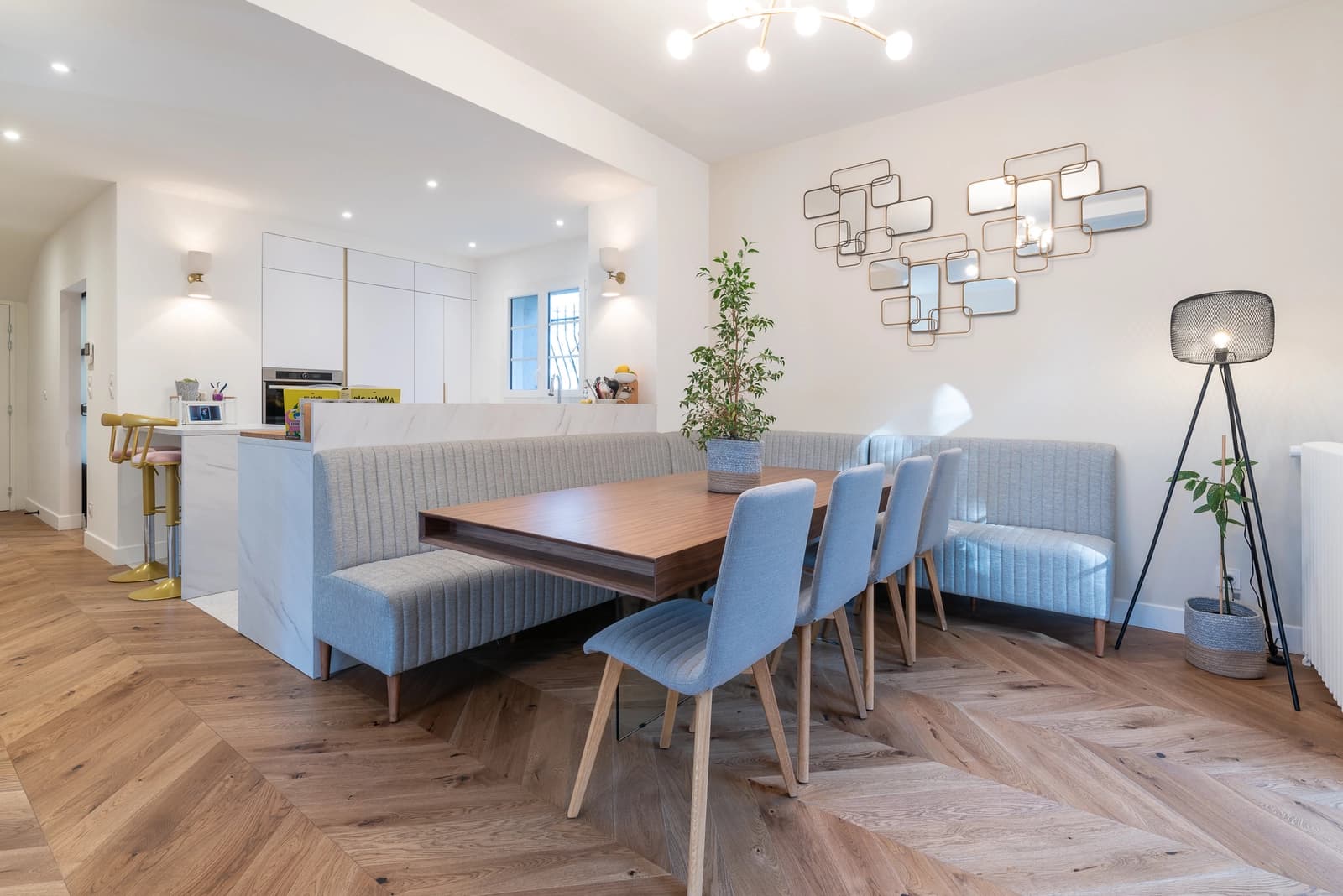 Space Picturesque village villa with modern charm - 1
