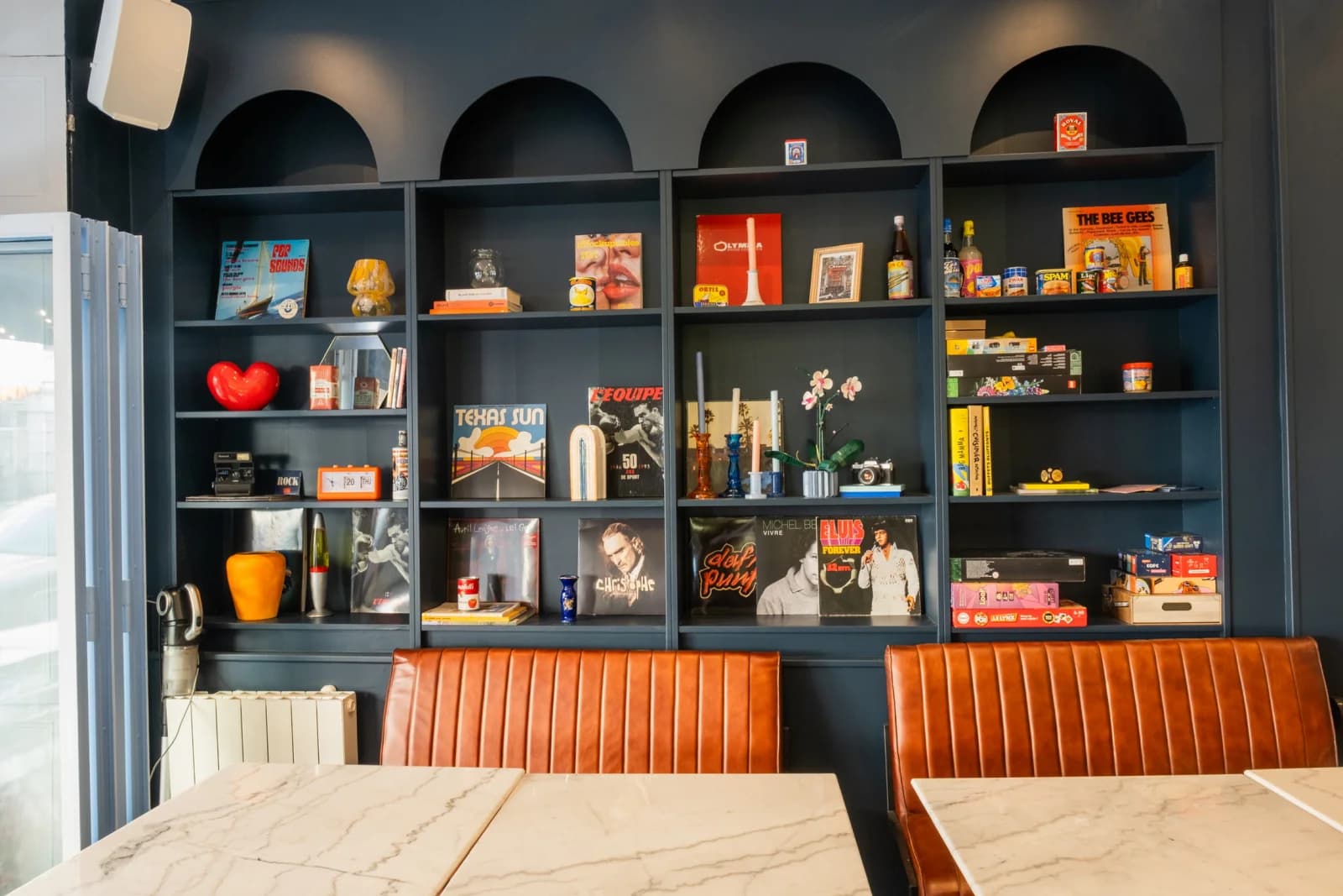 Espace Bar central parisien au cachet affirmé - 4