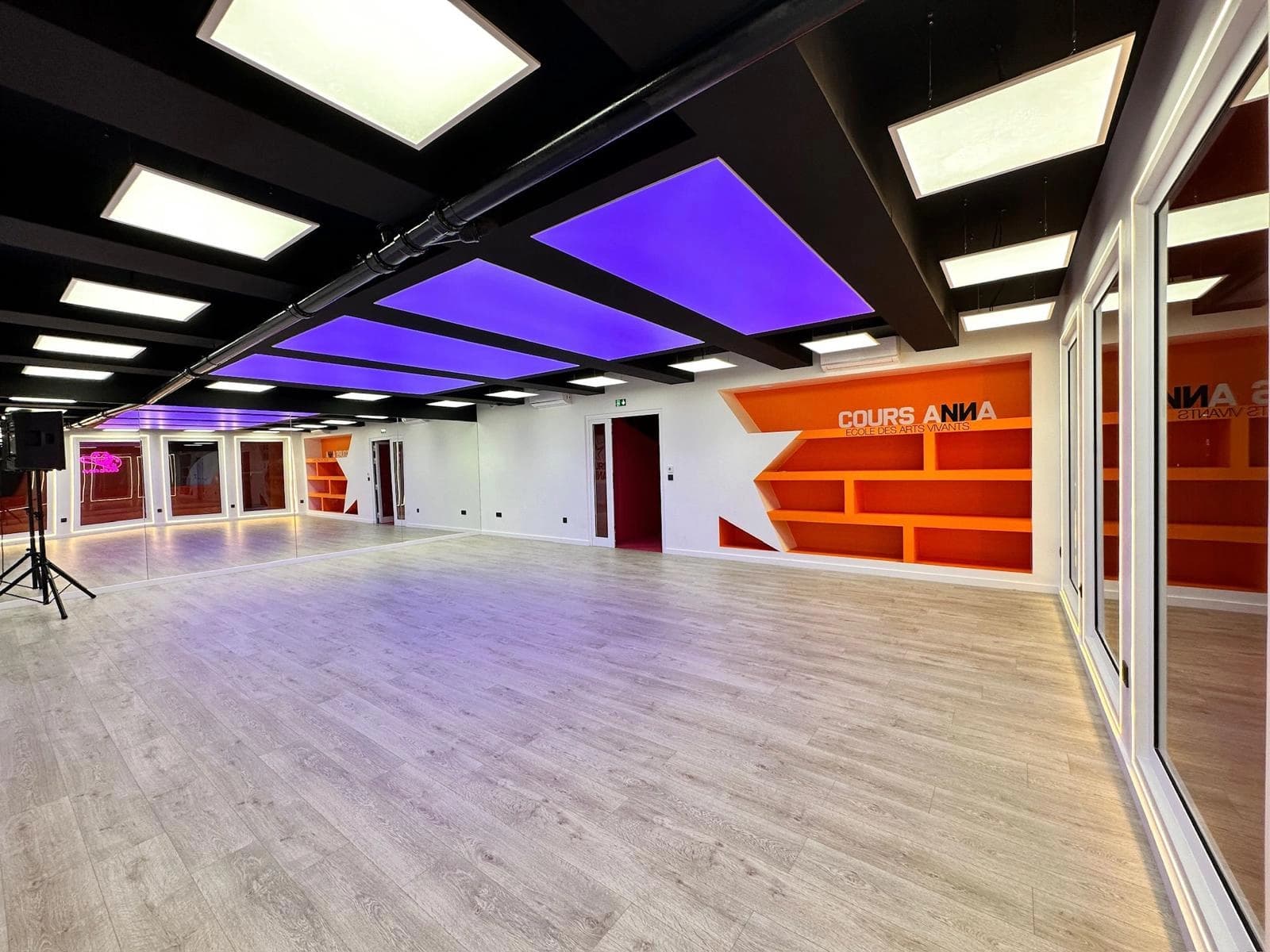 Space Dance Studio - 2