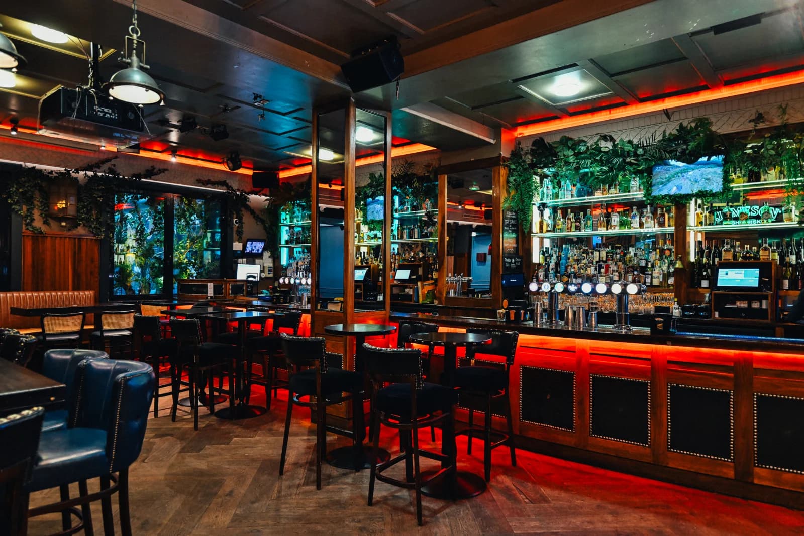 Space Irish pub - Champs-Élysées - 1