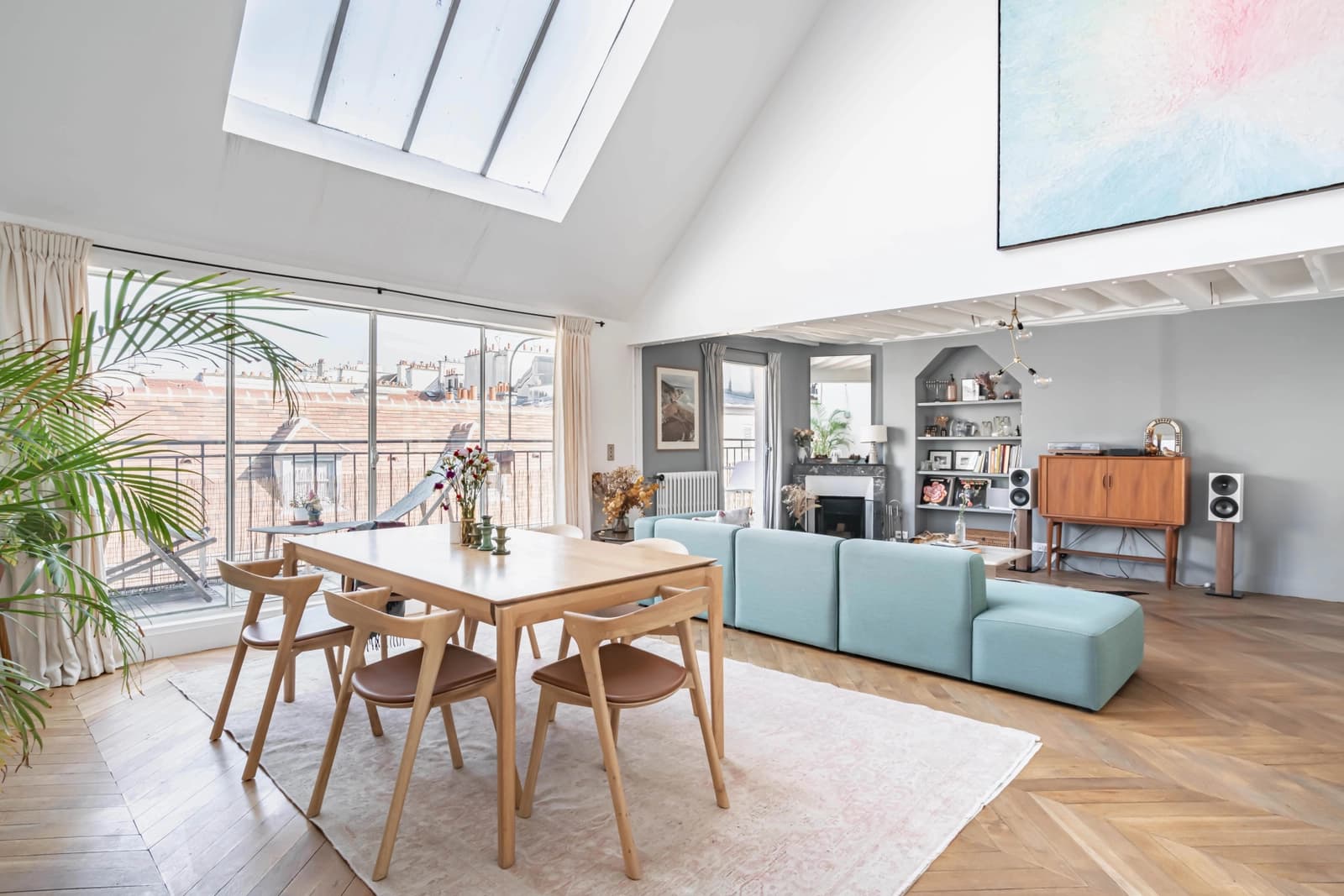 Loft sur les toits du Marais, une vue parisienne