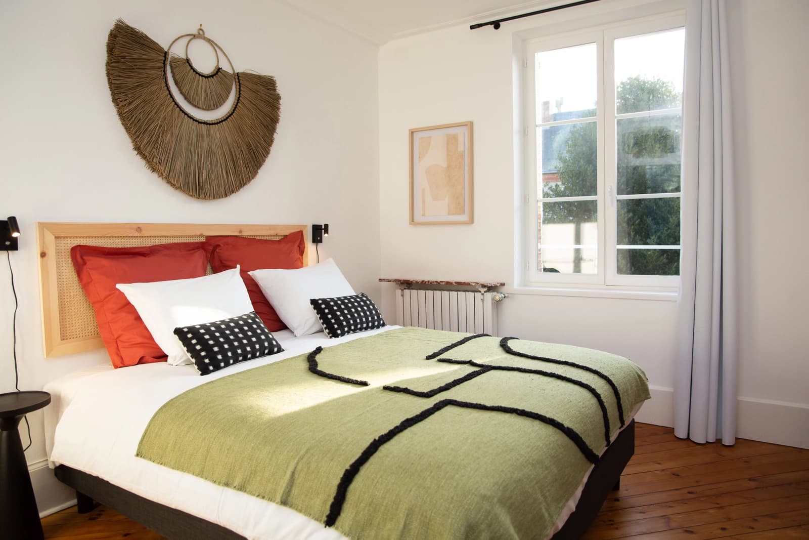 Bedroom in Authentic villa near the cliffs - 1
