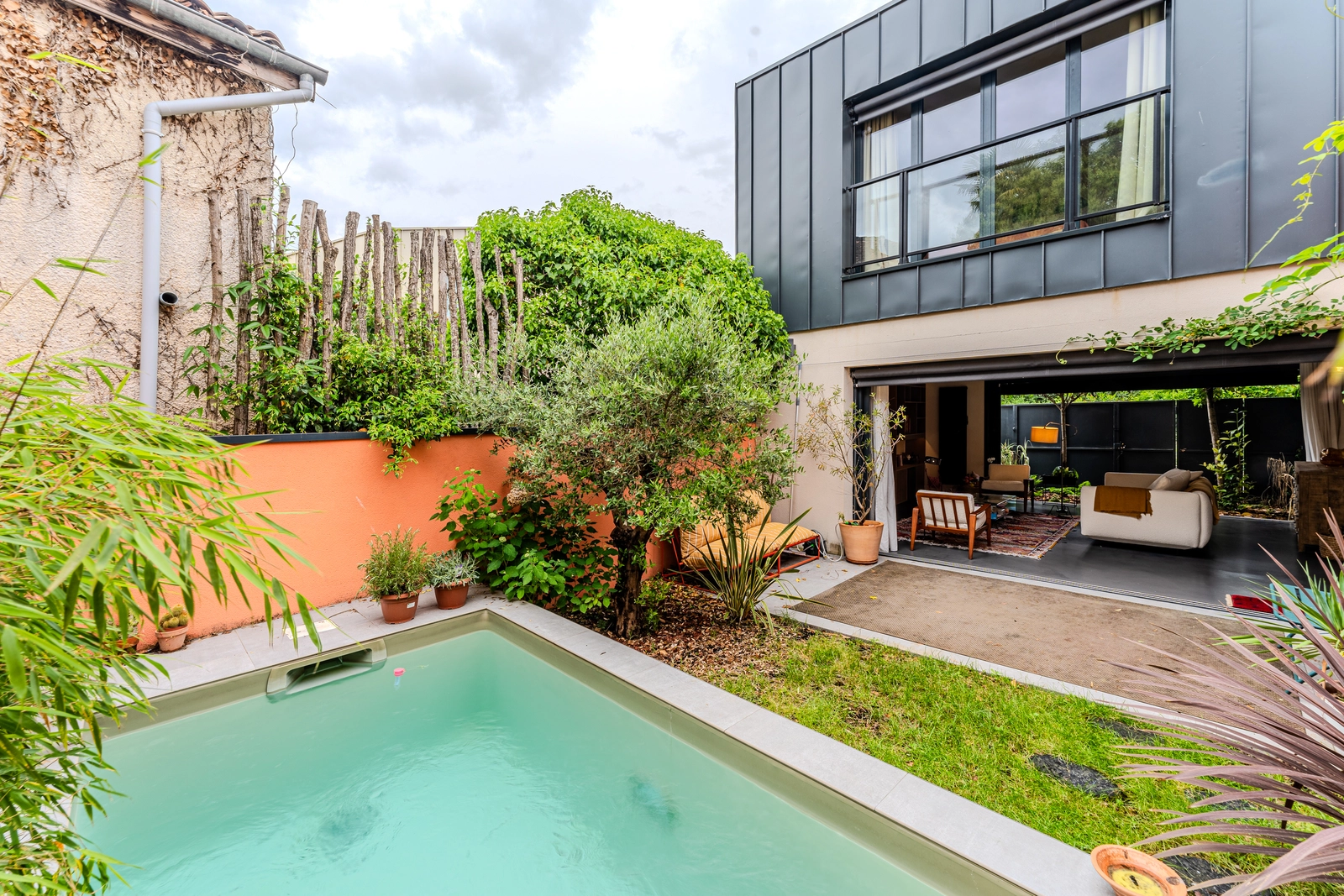 Espace Grande maison avec piscine  - 0