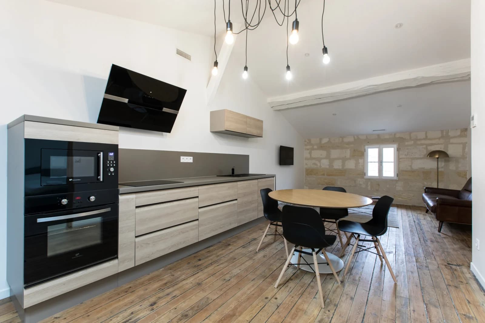 Kitchen in High ceilings, modern and vintage - 1
