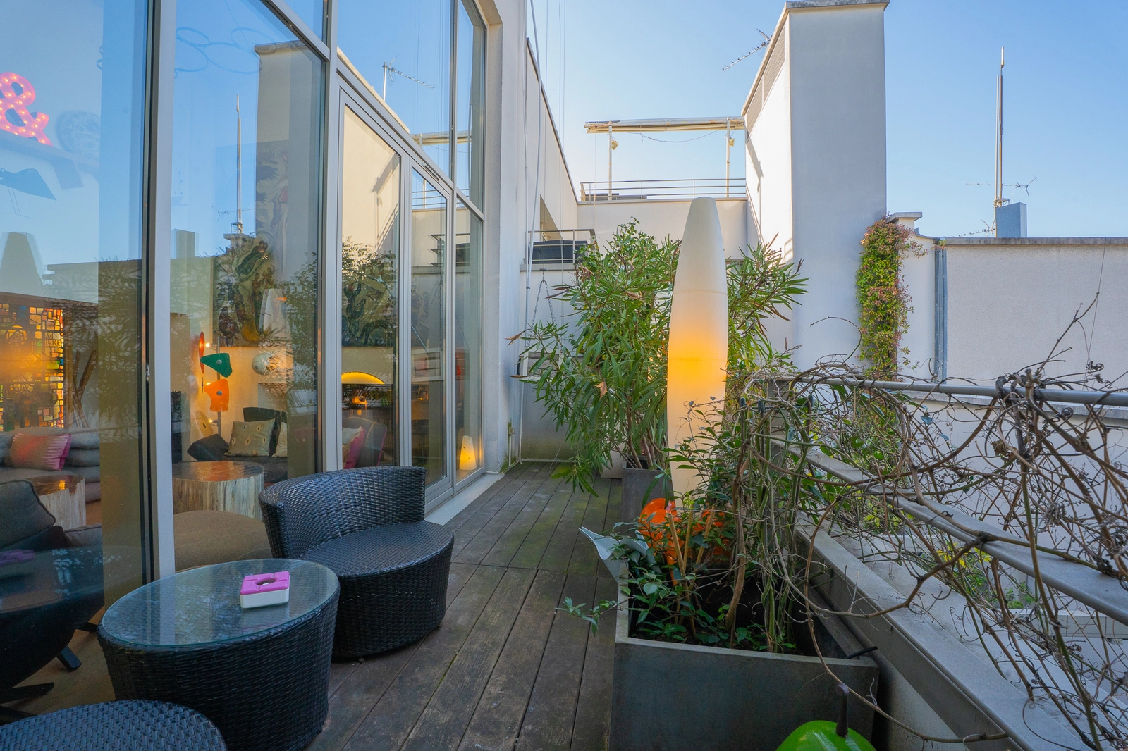 Space The Sanctuary of Parisian Rooftops - 4