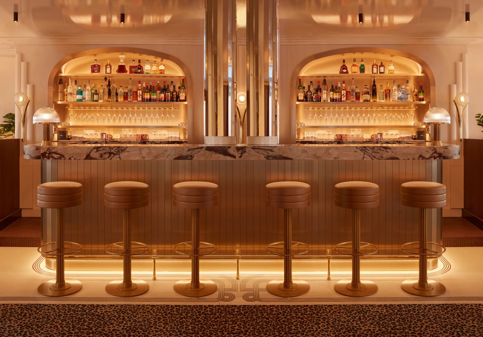 Space Iconic Roaring Twenties-inspired restaurant - 1