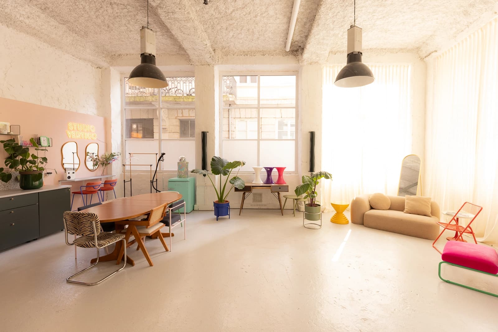 Espace Studio photo lumineux avec touche de couleurs - 5
