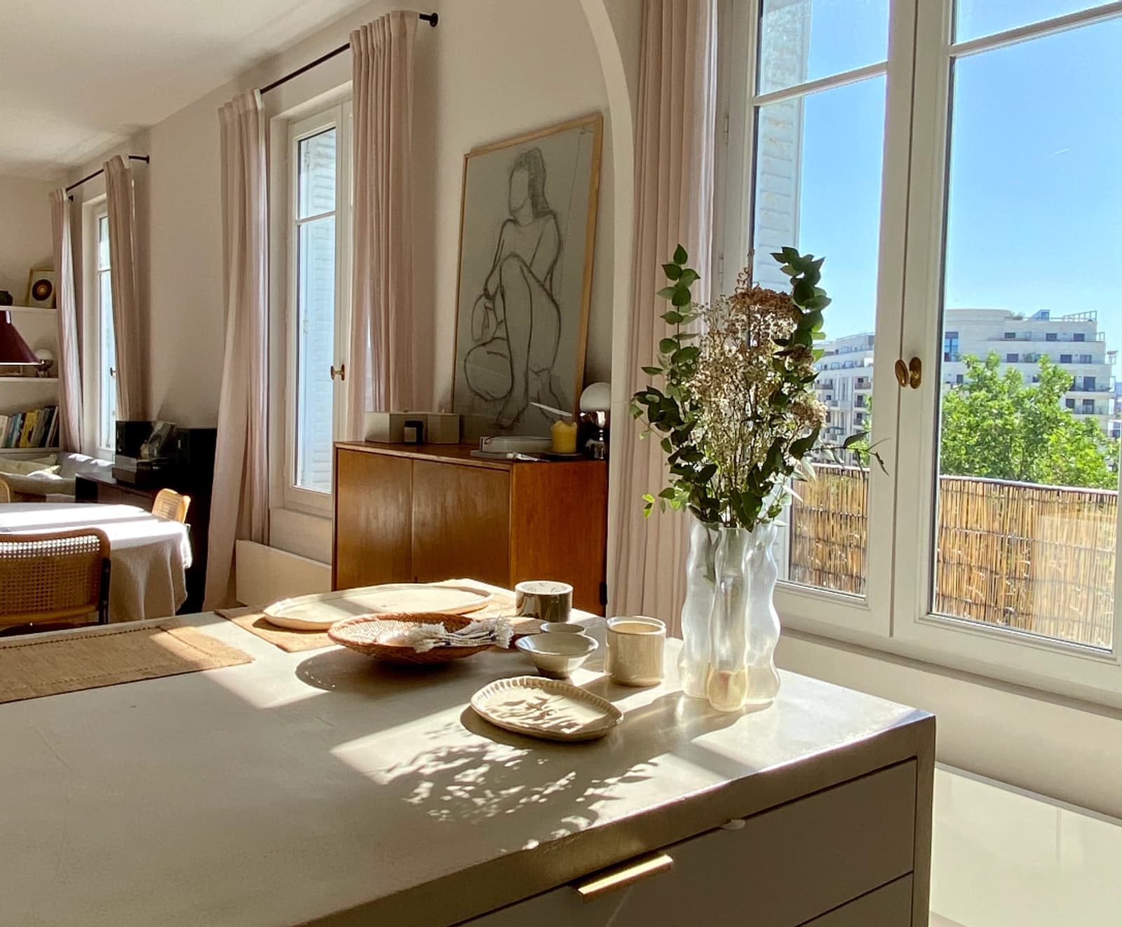 Space Designer 85 m² apartment bathed in light in Saint-Ouen - 4