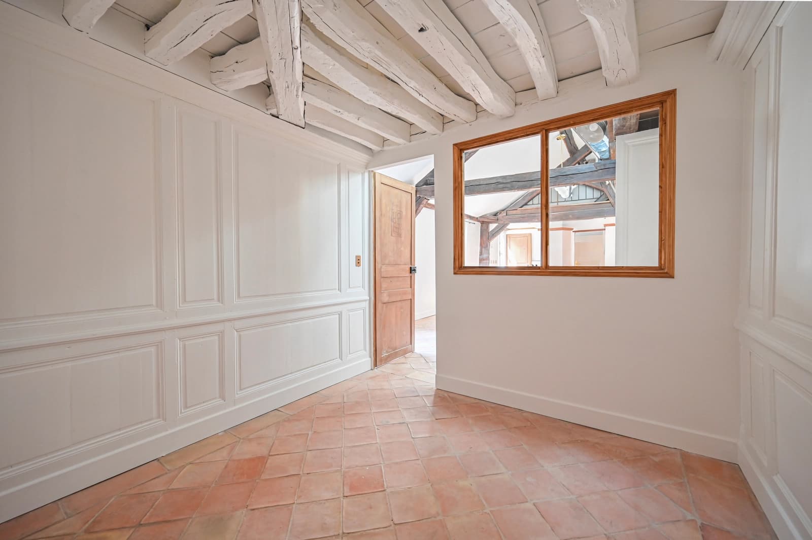 Espace Appartement lumineux 7e Paris - à moitié vide - 4