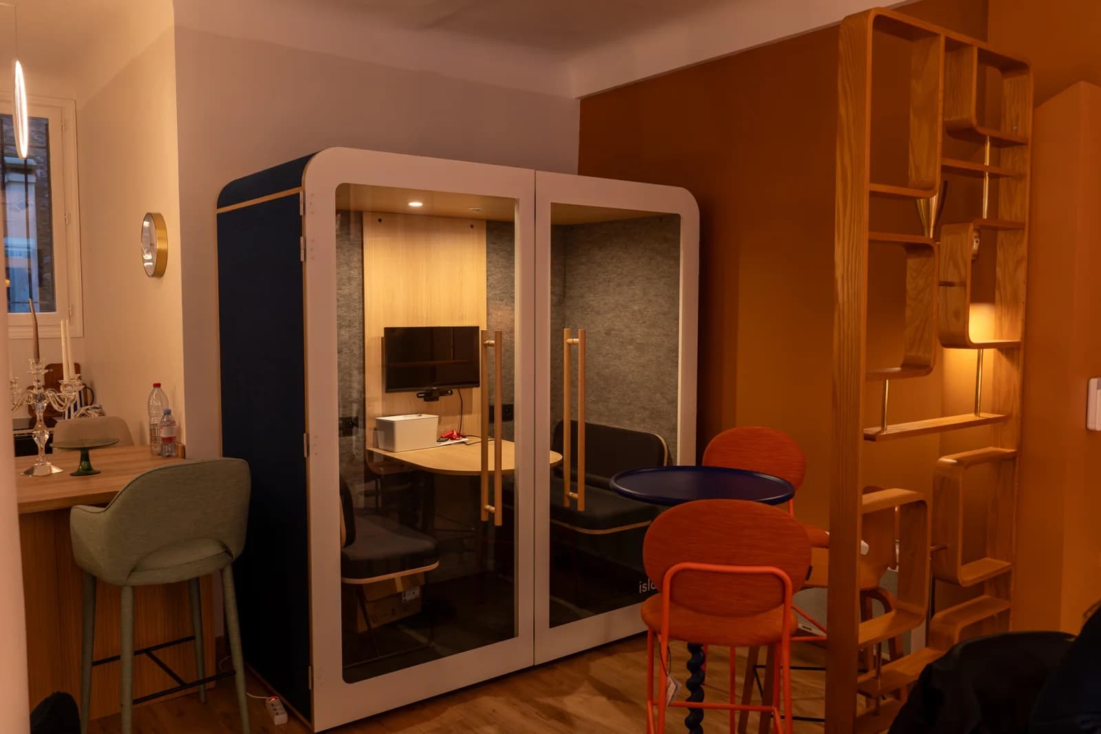 Space Decoration showroom, photo workshop & coworking space - 4