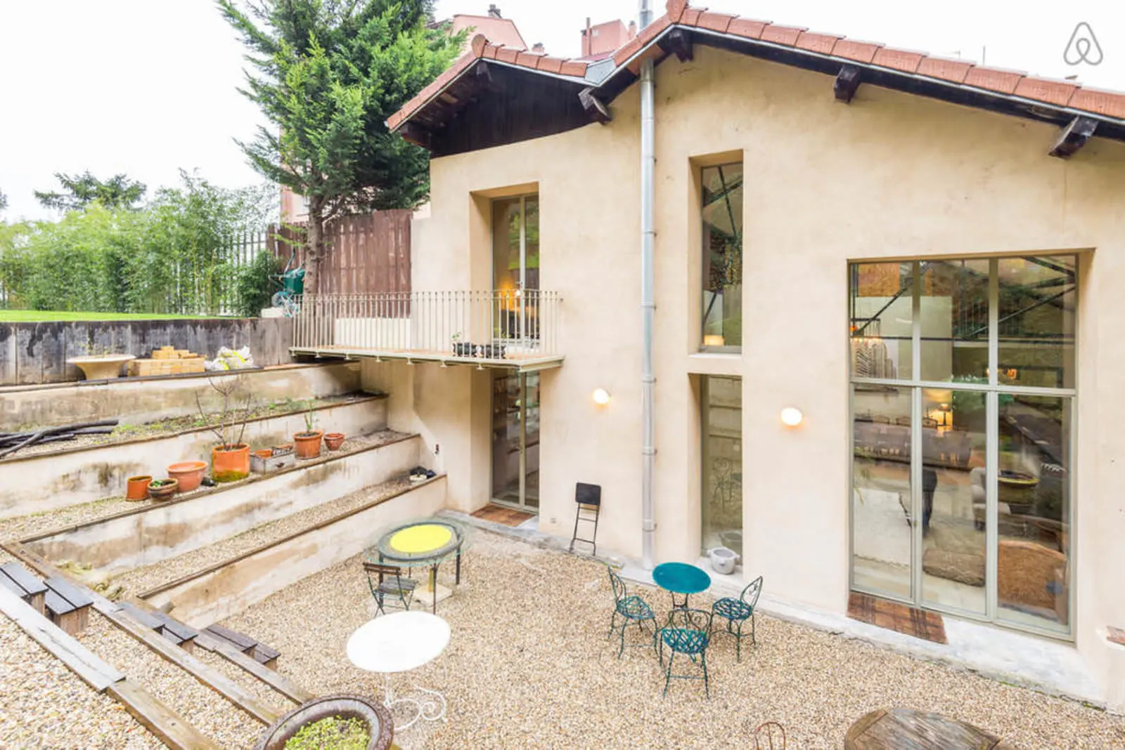 Espace Loft spacieux et son jardin au coeur du Vieux Lyon - 4