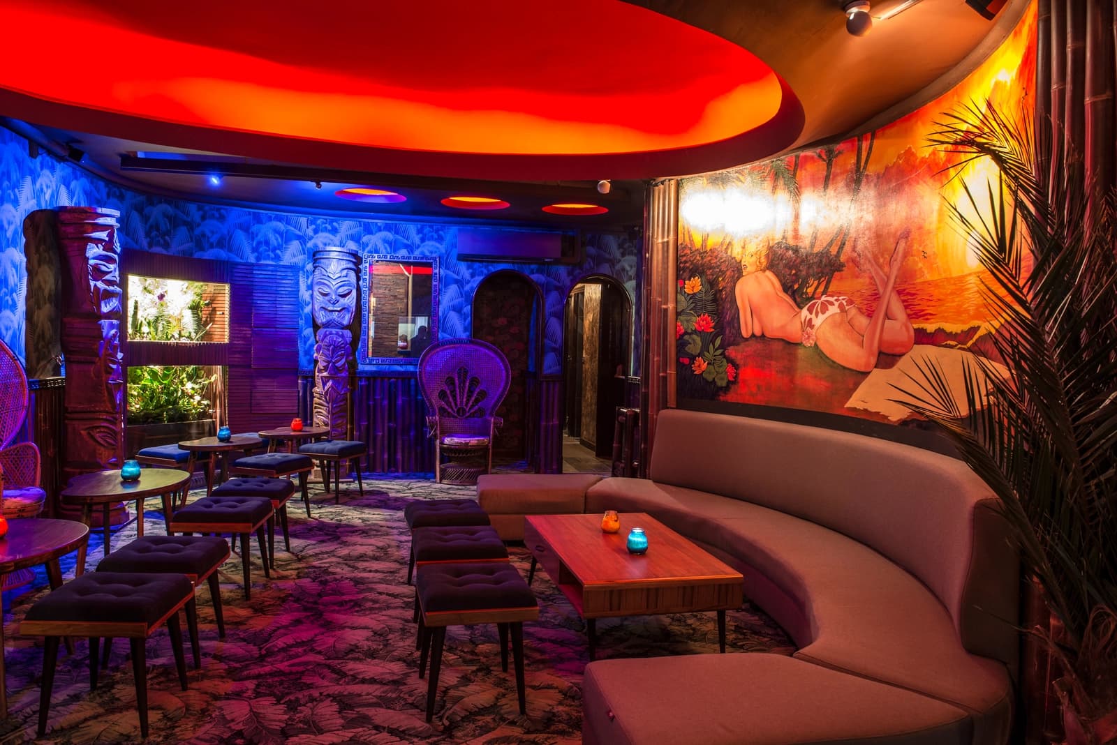 Espace Bar tropical immersif et cinématographique - 3