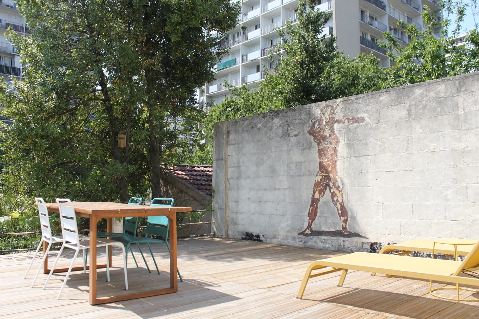 Space Family home 140 m² – tree-lined garden, terrace, garages – 5-minute walk to Galieni metro - 1