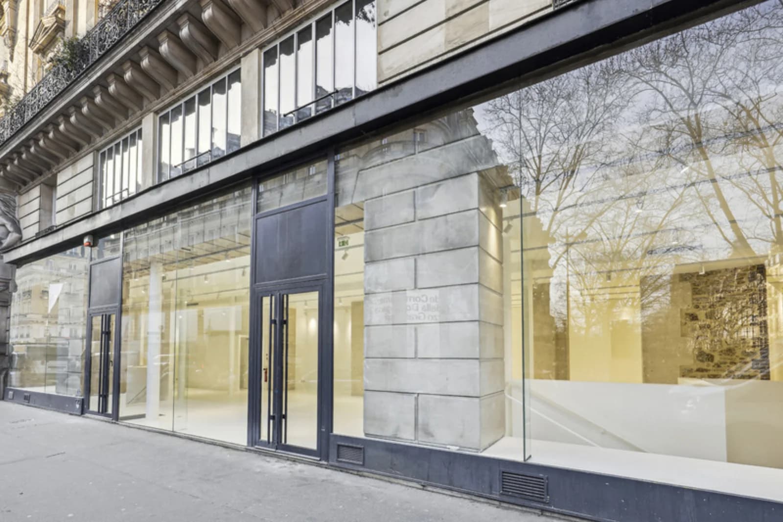 Galerie - Showroom Louvre