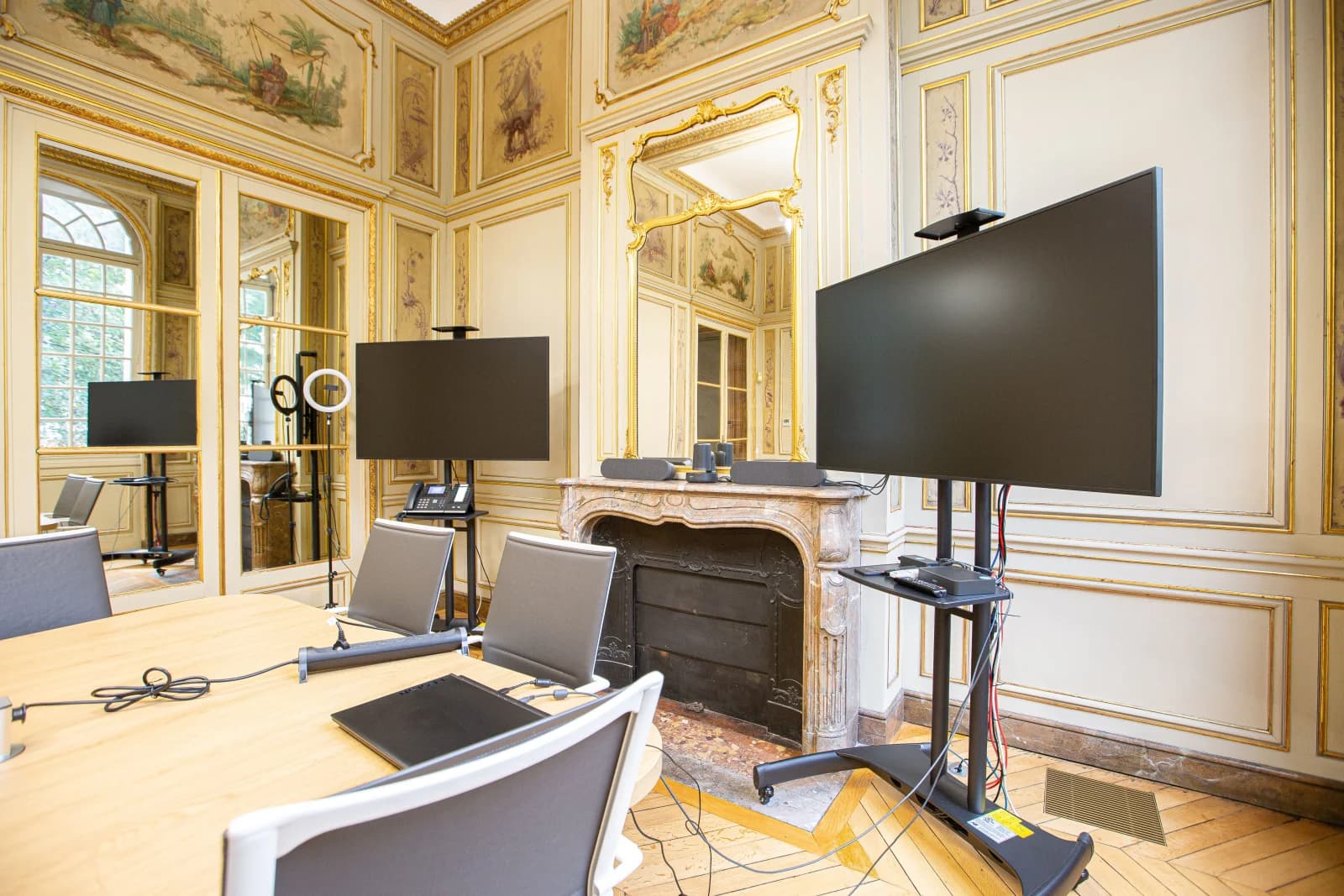 Space Meeting / Salle BE - 3