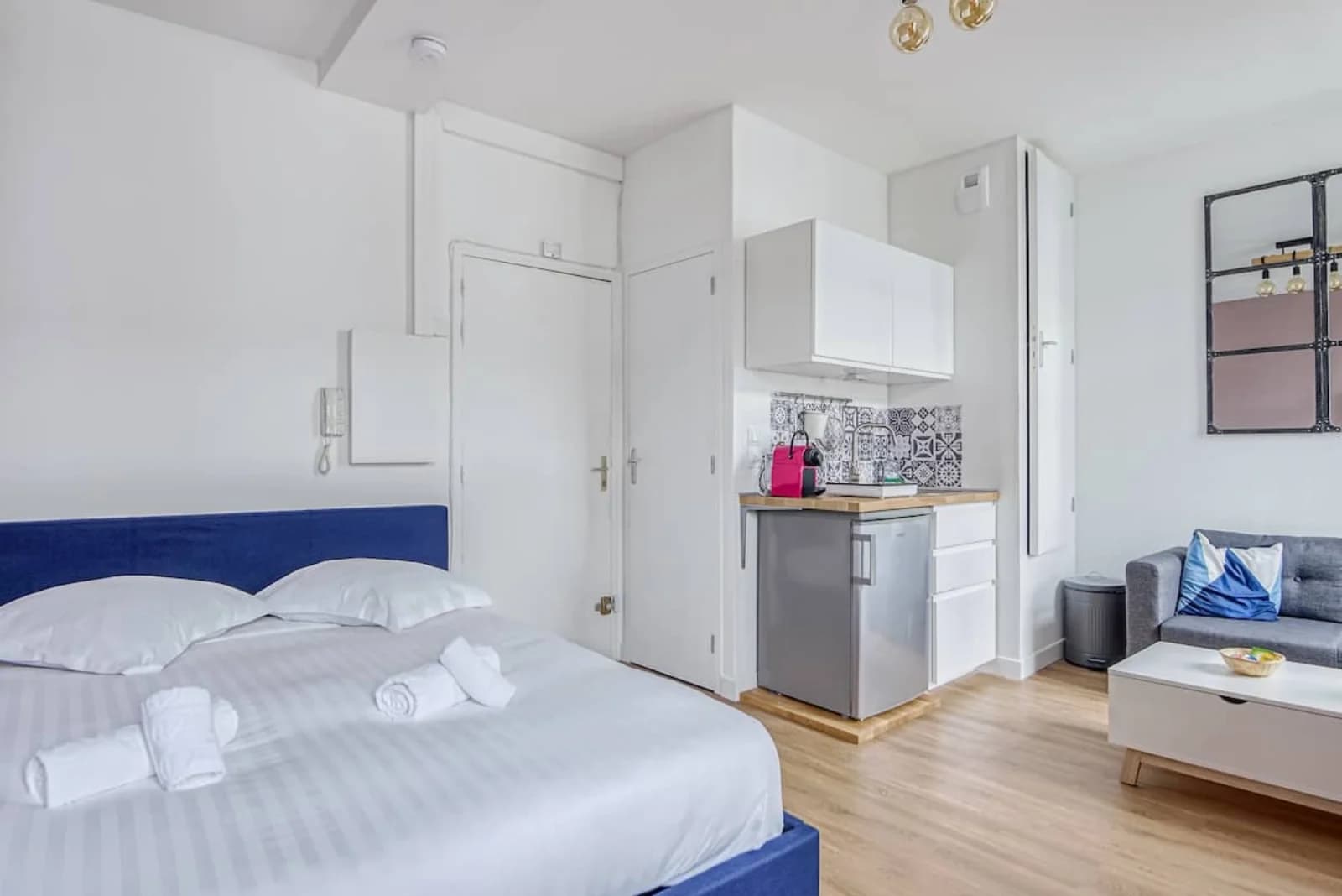Bedroom in Refurbished studio in Lille city center - 1
