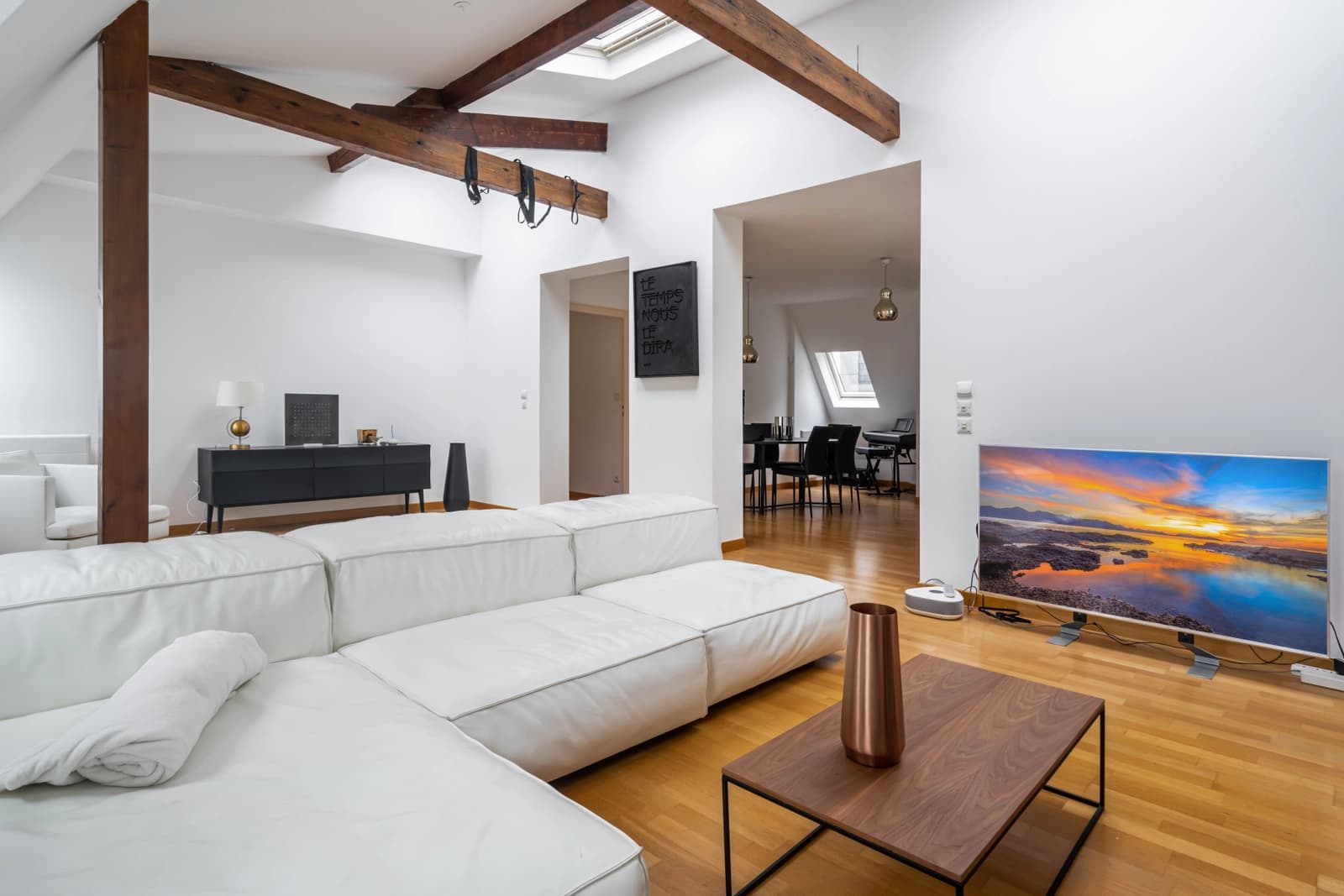 Living room in The Nest - Heart of the Golden Triangle - 1