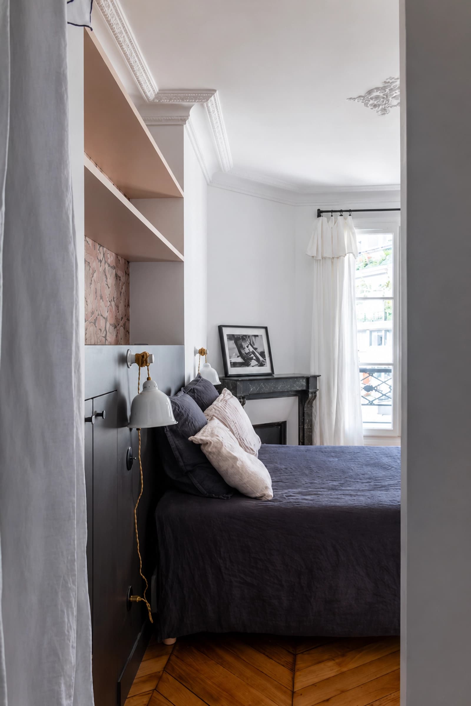 Space Elegant Haussmannian apartment bathed in light – Paris 16 - 5