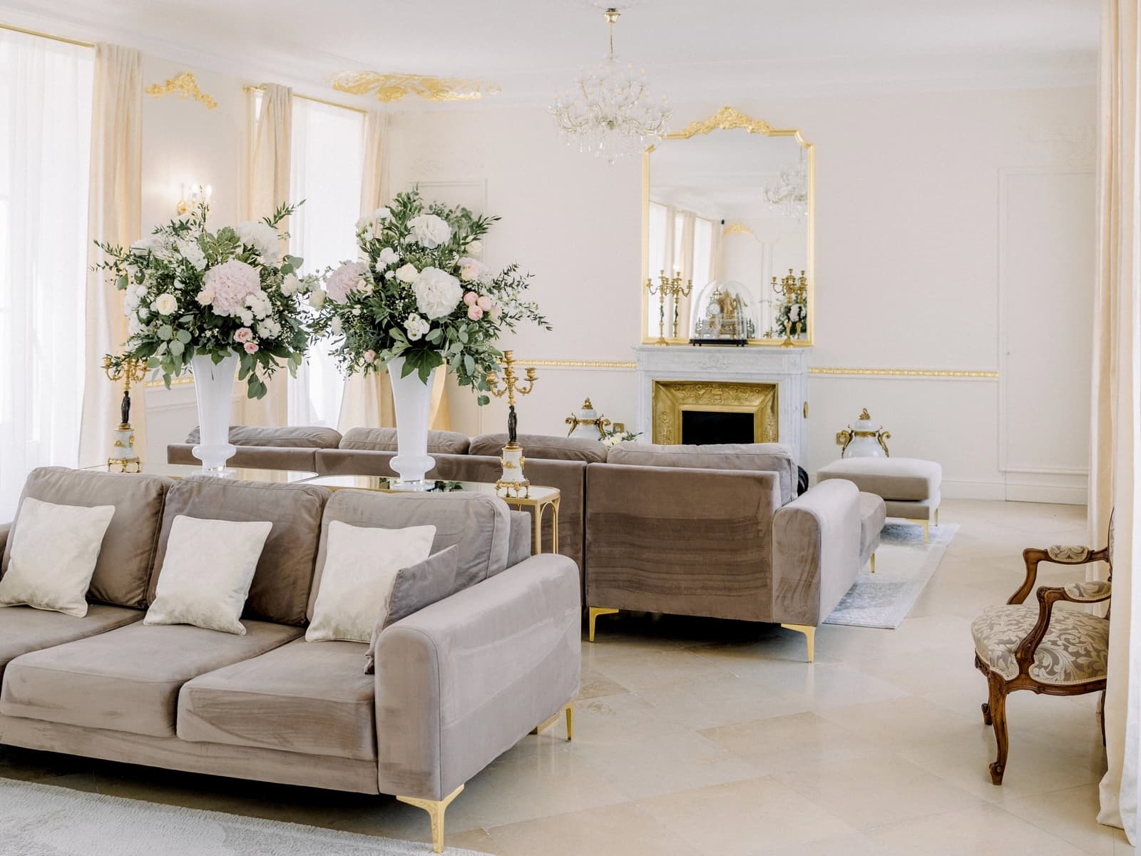 Living room in Meeting room and prestige lounge - 1