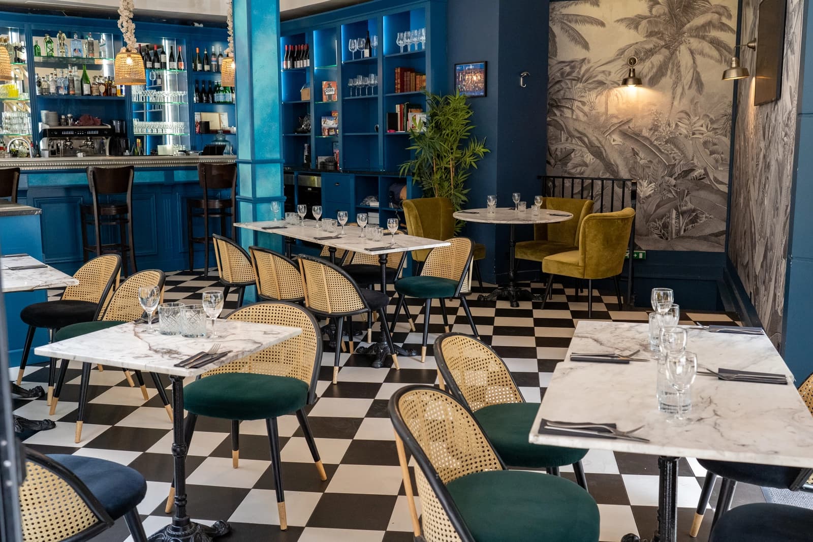 Espace Restaurant à l'atmosphère unique et baigné de clarté - 4