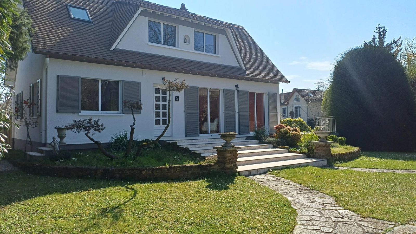 Space Detached pavilion completely renovated 'like in the countryside' - 3