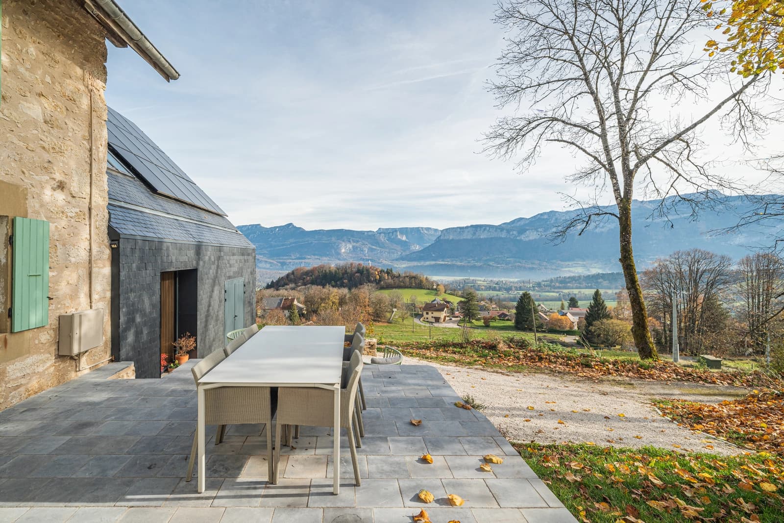 Space Character House with Panoramic Mountain View & Pool - 3