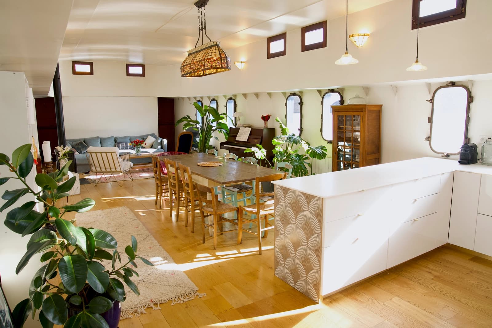 Meeting room in Bright barge with double terrace - 1