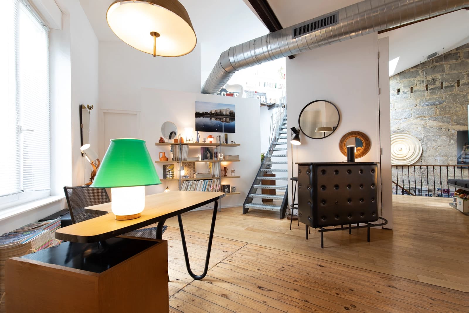 Space Bright duplex apartment in Bordeaux's Saint-Seurin district - 4
